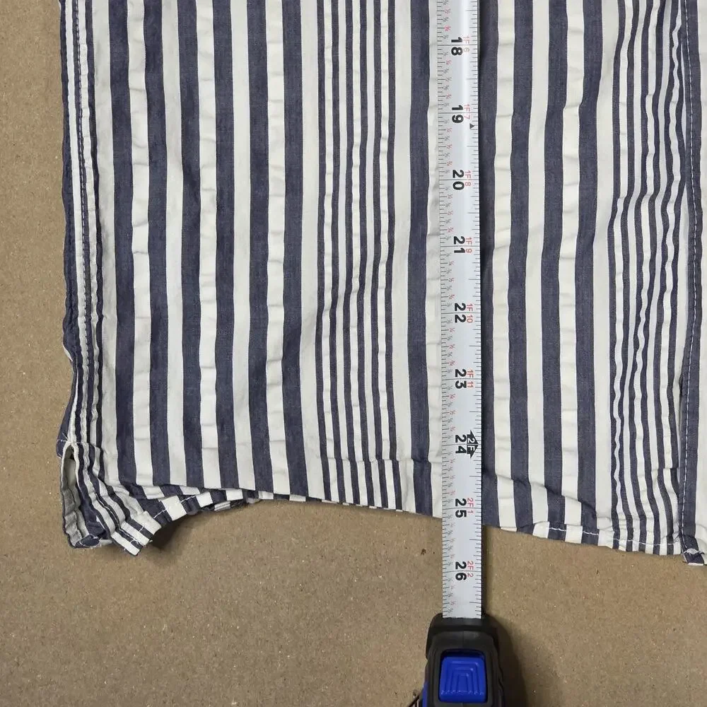 A Kind of Guise Gioia Short Sleeve Shirt in Navy/White Men's Medium Germany *